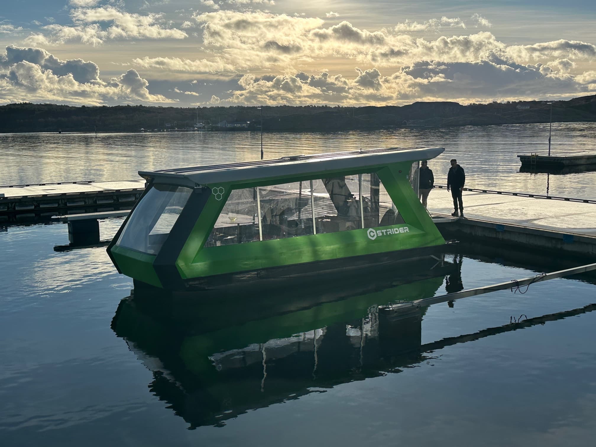 Cstrider compact vessel